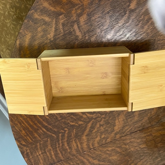 New Box - wooden for storage or decoration new - Picture 3 of 5